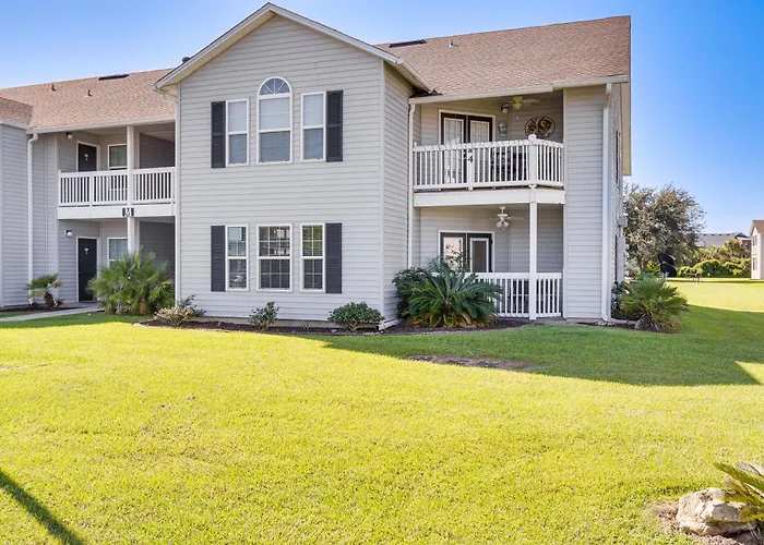 5 Mi To Beach! W/ Pool & Hot Tub Holiday home *